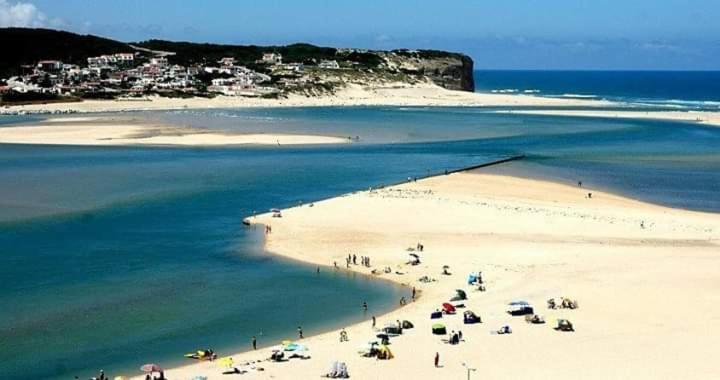 Perola Do Mar Apartment Foz do Arelho Luaran gambar
